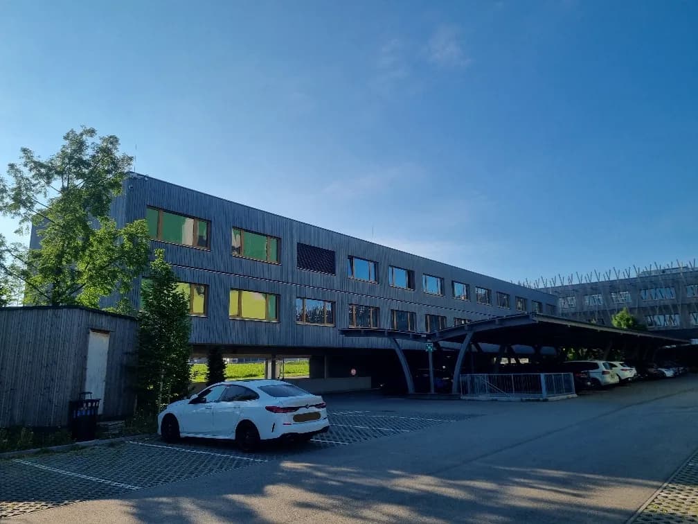 Gewerbeimmobilie mieten in Wels-Land – 351 m², € 13 – Bild 11 von 14