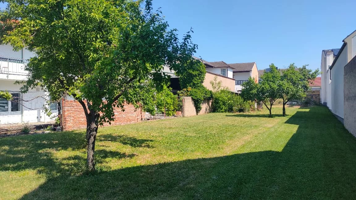 Grundstück kaufen in Neusiedl am See – 980 m², € 489.000