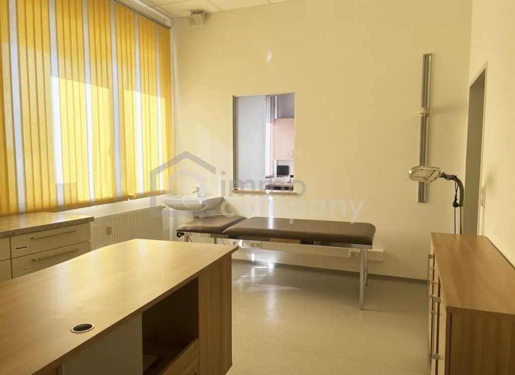 Gewerbeimmobilie mieten in Jennersdorf – 105 m², € 1.073
