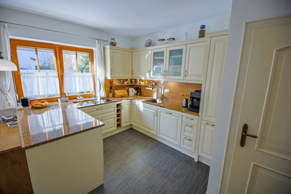 4-Zimmer-Haus kaufen in Gmunden – 148 m², € 519.000 – Bild 13 von 33