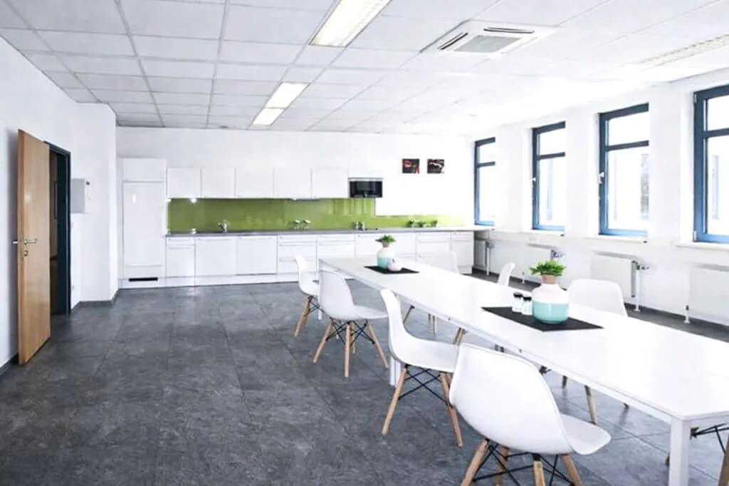 Gewerbeimmobilie mieten in Wien – 926 m², € 12 – Bild 7 von 13