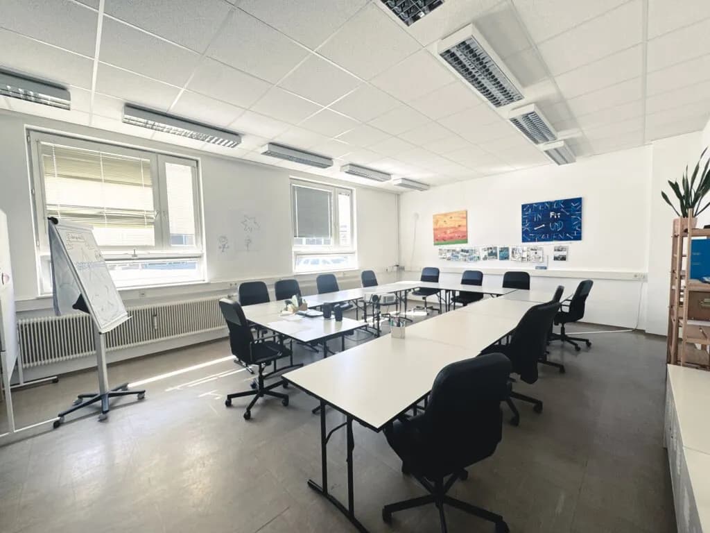25-Zimmer-Immobilie mieten in Neunkirchen – 1 172 m², € 5.274 – Bild 12 von 13