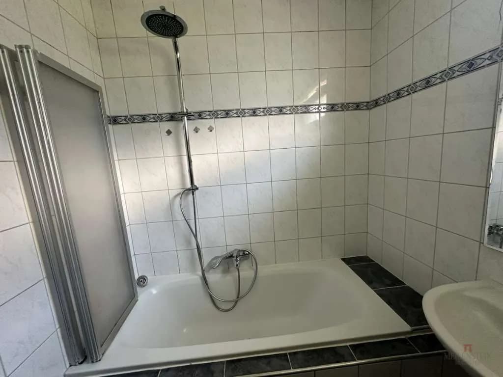 3-Zimmer-Wohnung kaufen in Reutte – 83 m², € 210.000 – Bild 12 von 16