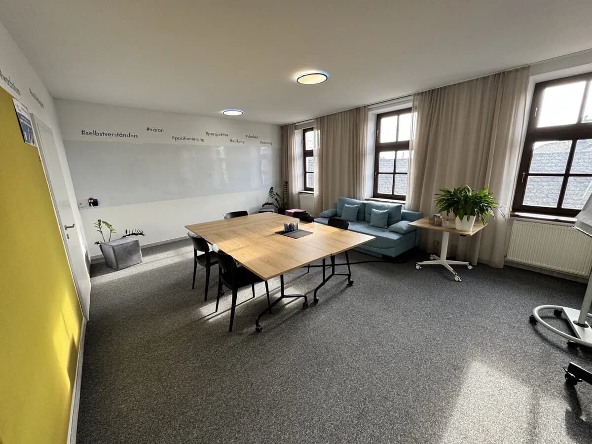 2-Zimmer-Gewerbeimmobilie mieten in Amstetten – 67 m², € 577