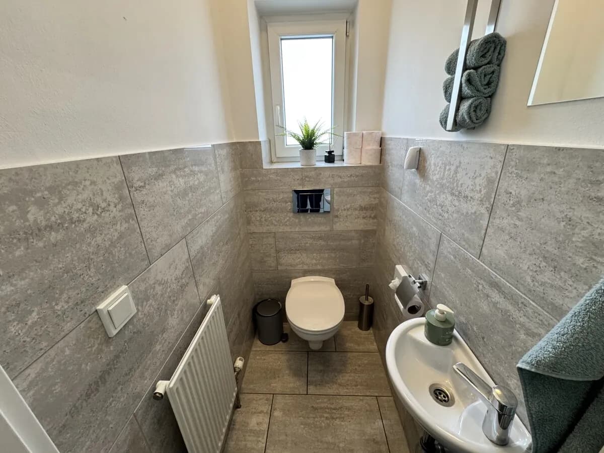2-Zimmer-Gewerbeimmobilie mieten in Amstetten – 67 m², € 577 – Bild 3 von 5