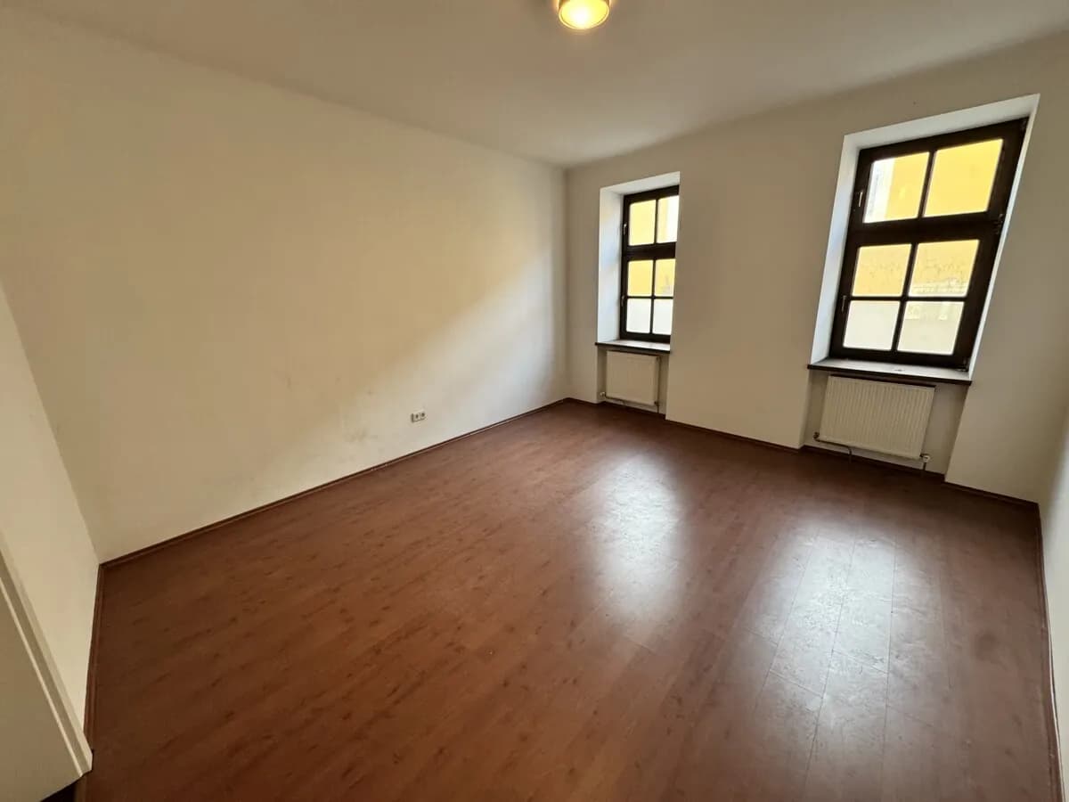 2-Zimmer-Gewerbeimmobilie mieten in Amstetten – 67 m², € 577 – Bild 5 von 5