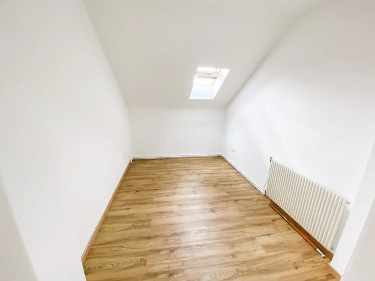 3-Zimmer-Wohnung mieten in Baden – 75 m², € 950 – Bild 4 von 12
