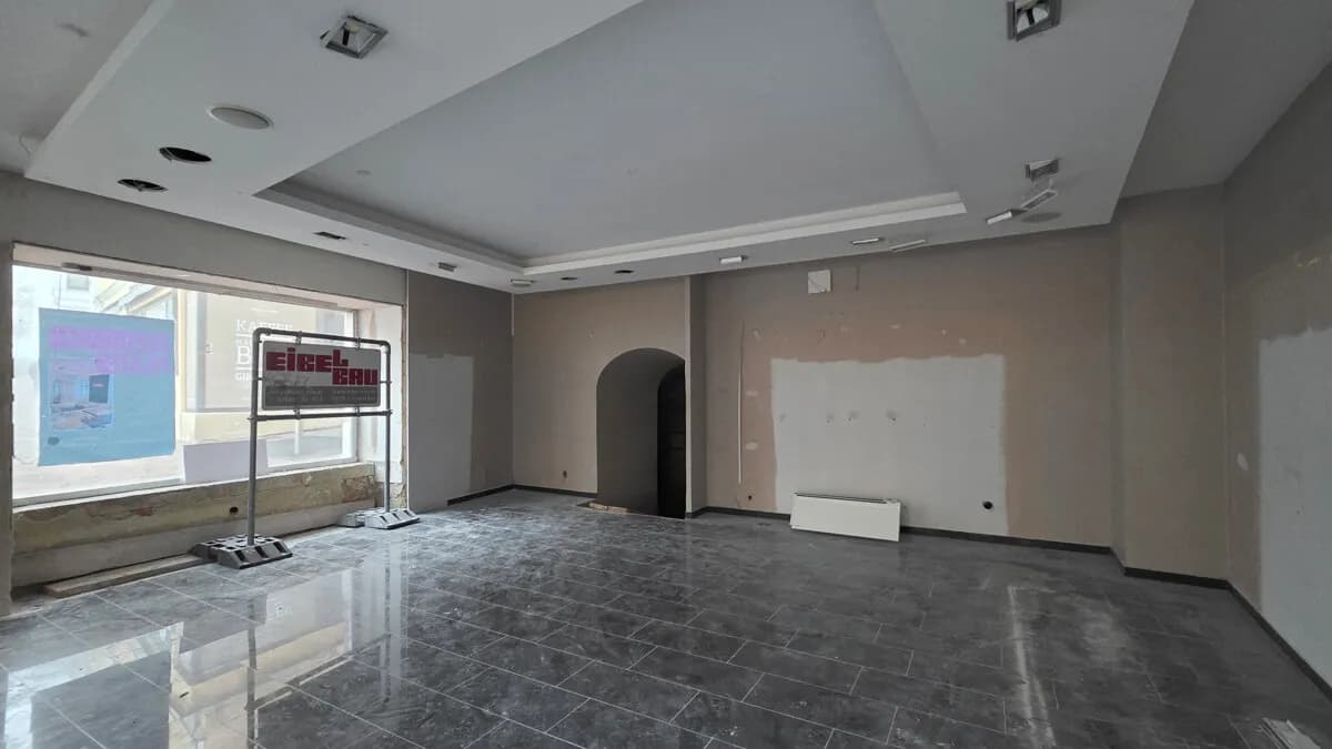 Gewerbeimmobilie mieten in Eisenstadt – 98 m², € 1.498 – Bild 6 von 10