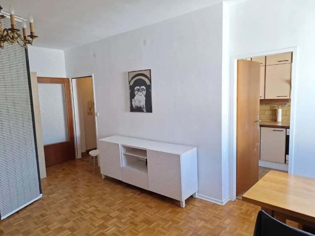 1-Zimmer-Wohnung mieten in Linz – 38 m², € 650 – Bild 3 von 13