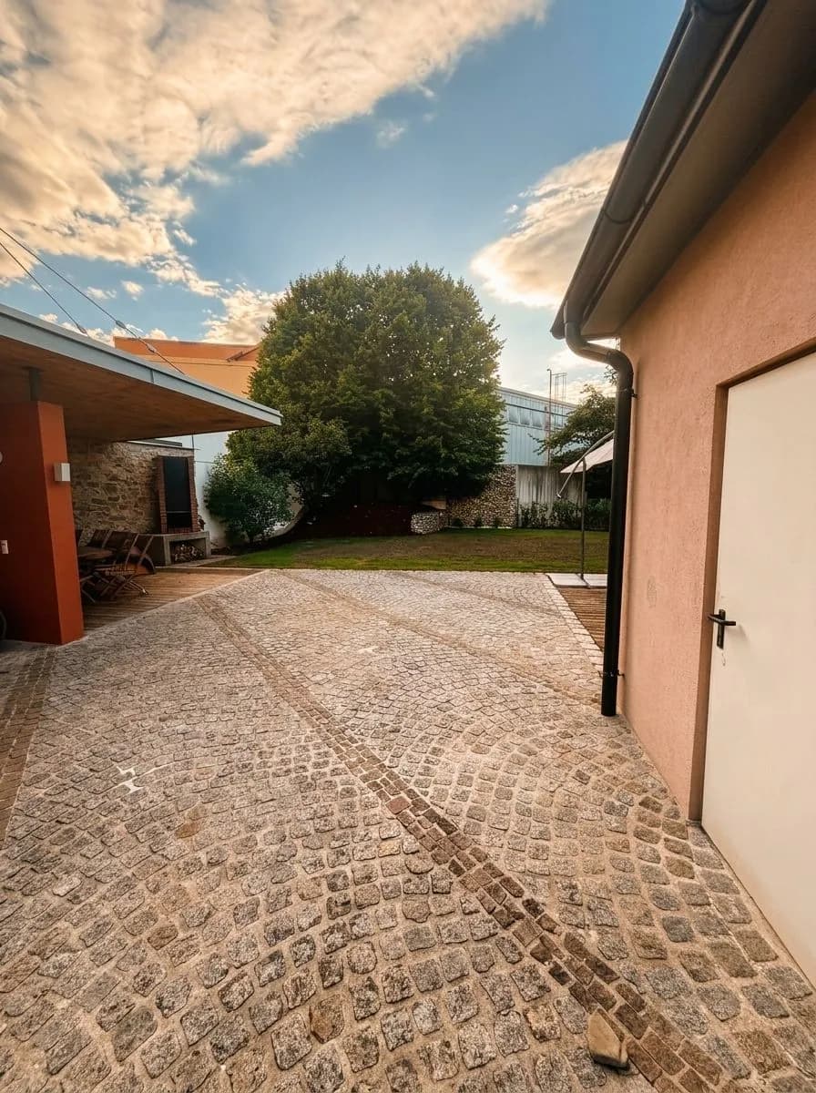 10-Zimmer-Gewerbeimmobilie kaufen in Sankt Pölten Land – 350 m², € 895.000 – Bild 5 von 85