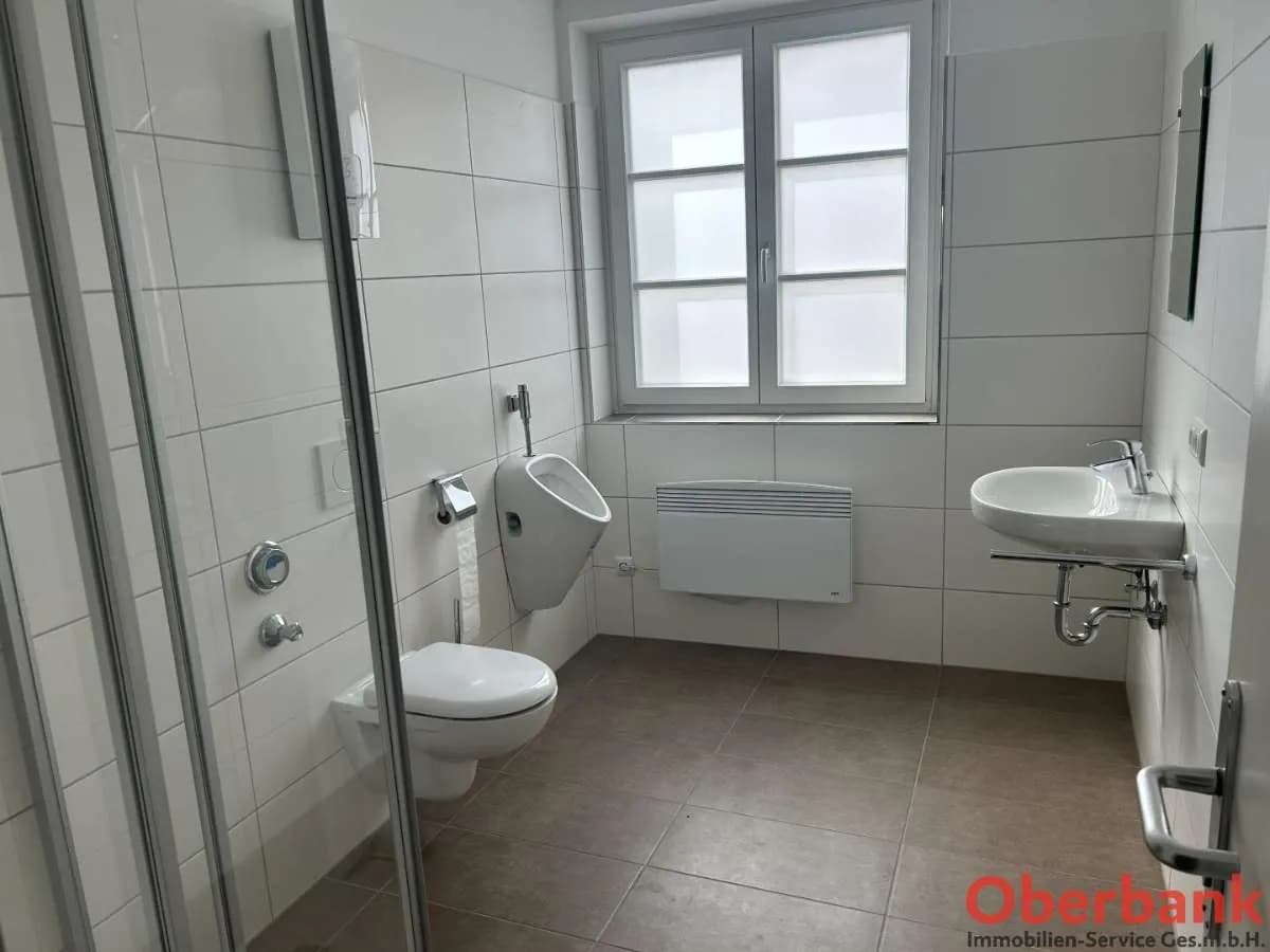 5-Zimmer-Gewerbeimmobilie mieten in Schärding – 138 m², € 1.190 – Bild 12 von 14