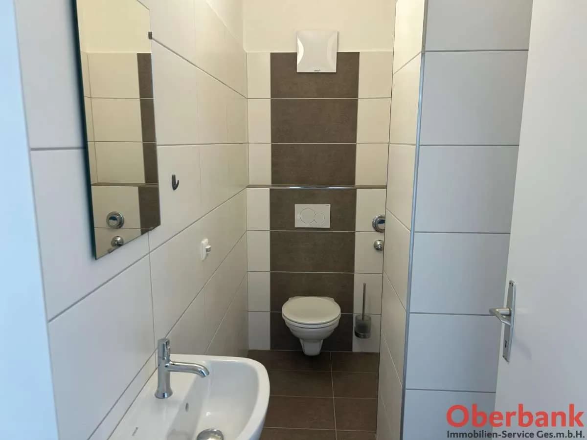 5-Zimmer-Gewerbeimmobilie mieten in Schärding – 138 m², € 1.190 – Bild 13 von 14