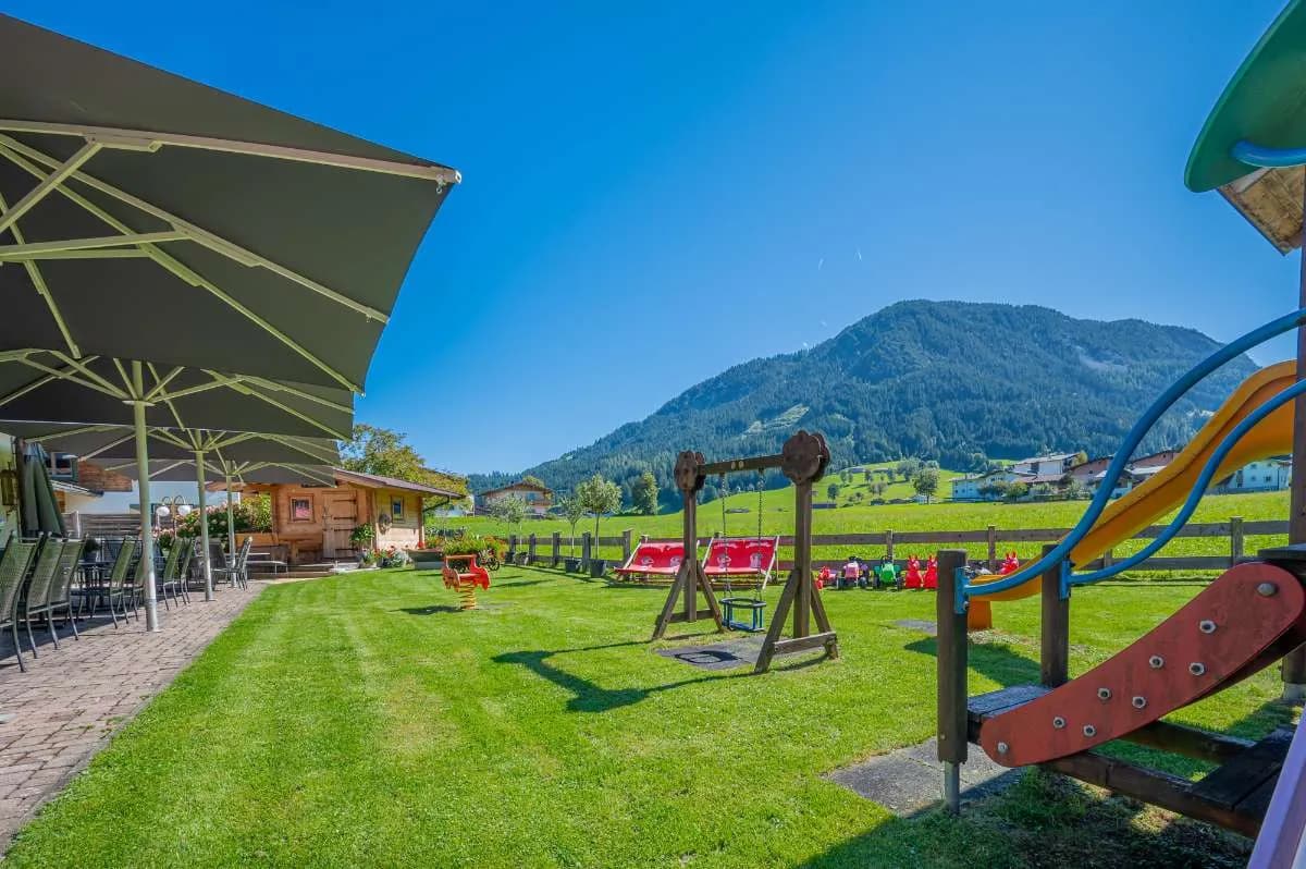 24-Zimmer-Haus kaufen in Kitzbühel – 1 021 m², € 3.390.000 – Bild 4 von 4