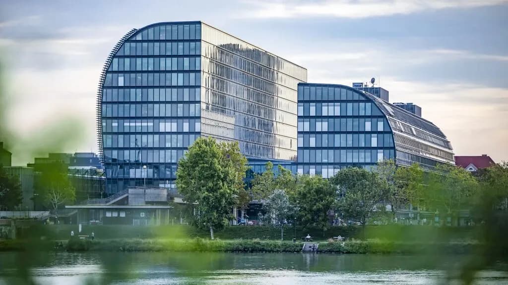 Gewerbeimmobilie mieten in Wien – 253 m², € 17 – Bild 11 von 14