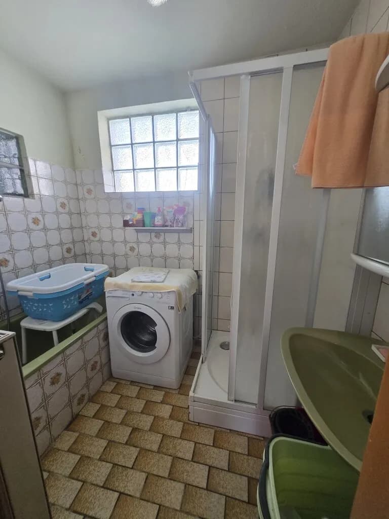 4-Zimmer-Immobilie kaufen in Hollabrunn – 105 m², € 175.000 – Bild 17 von 77