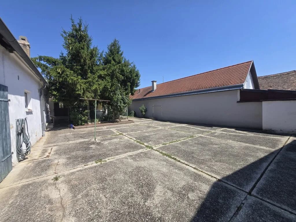 4-Zimmer-Immobilie kaufen in Hollabrunn – 105 m², € 175.000 – Bild 53 von 77