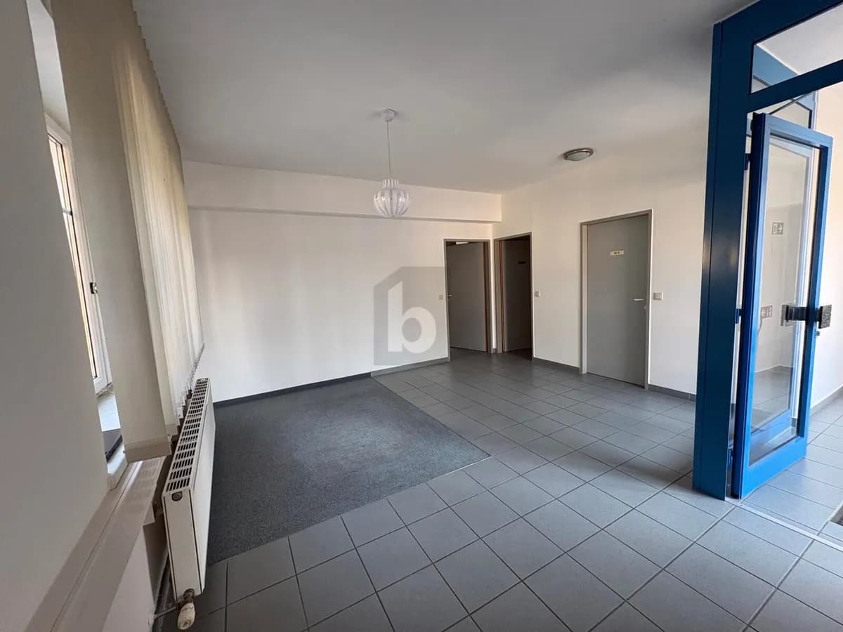 7-Zimmer-Gewerbeimmobilie mieten in Amstetten – 150 m², € 1.690 – Bild 5 von 6