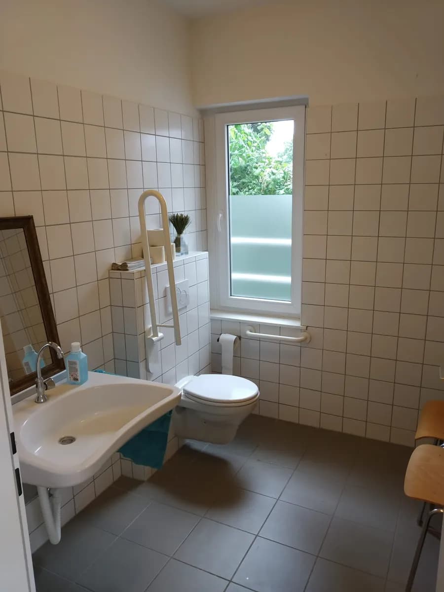 5-Zimmer-Haus mieten in Mistelbach – 180 m², € 1.590 – Bild 9 von 13