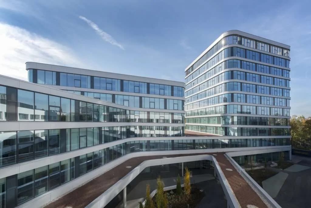 Gewerbeimmobilie mieten in Linz – 3 444 m² – Bild 2 von 10
