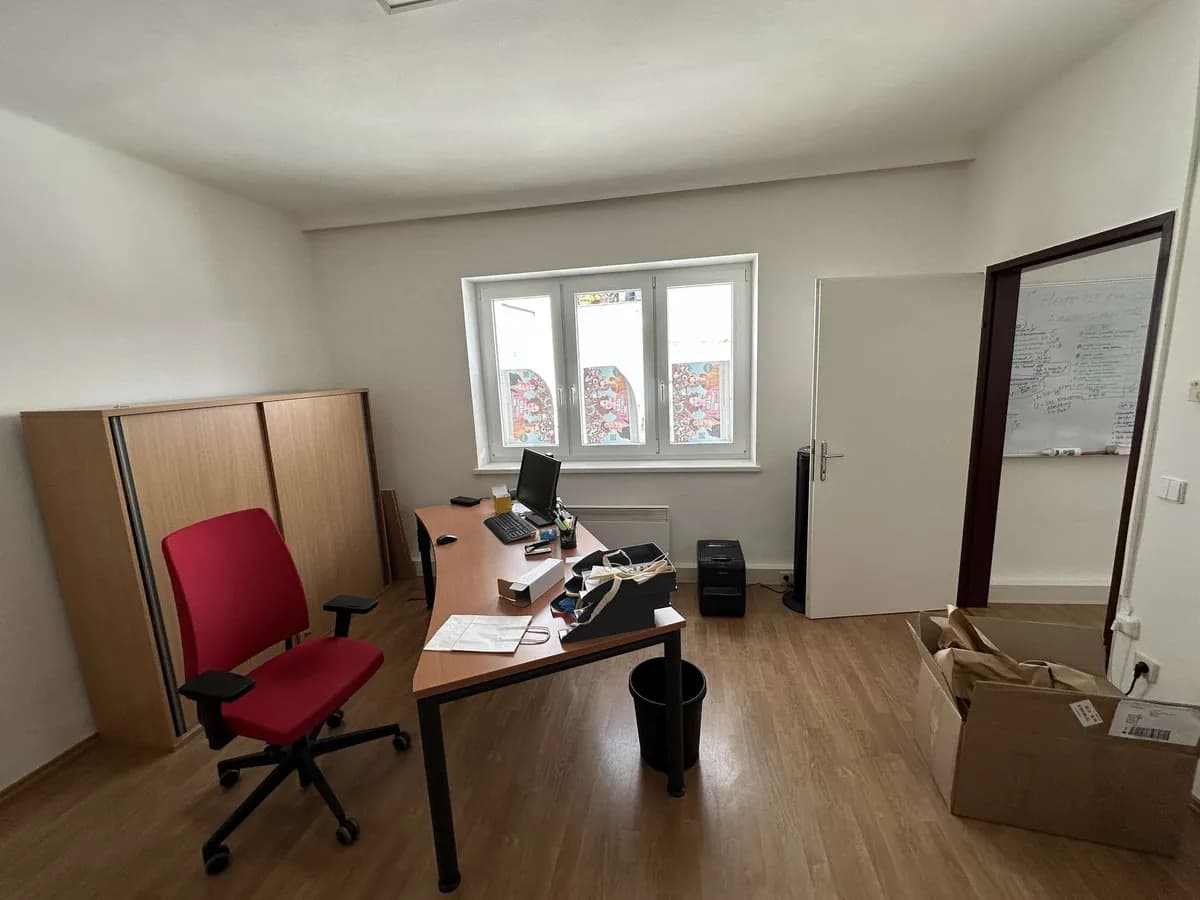 3-Zimmer-Gewerbeimmobilie mieten in Eisenstadt – 85 m², € 893 – Bild 7 von 9
