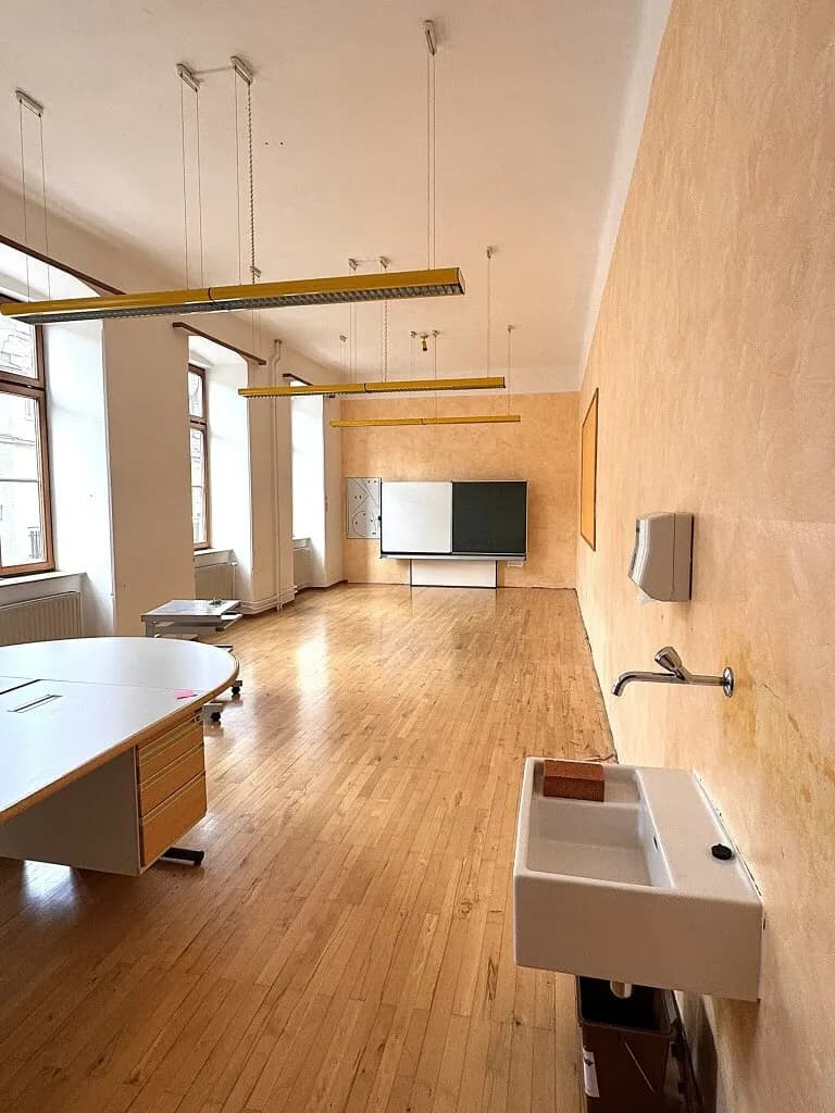 Gewerbeimmobilie mieten in Bruck-Mürzzuschlag – 2 114 m², € 3.180 – Bild 14 von 55