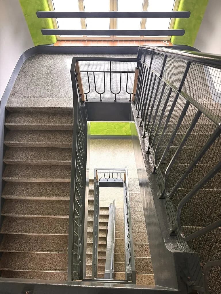 Gewerbeimmobilie mieten in Bruck-Mürzzuschlag – 2 114 m², € 3.180 – Bild 28 von 55