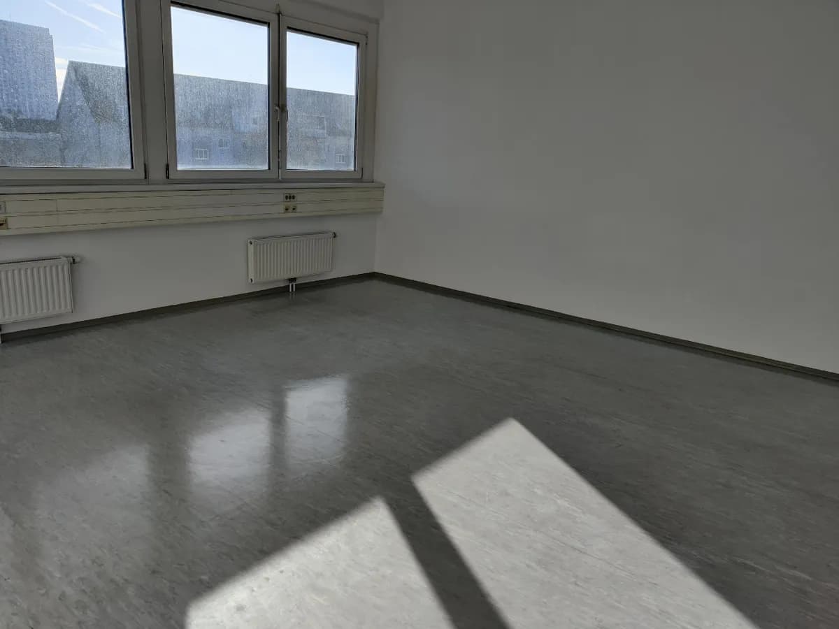 2-Zimmer-Gewerbeimmobilie mieten in Wels – 63 m², € 681 – Bild 4 von 8