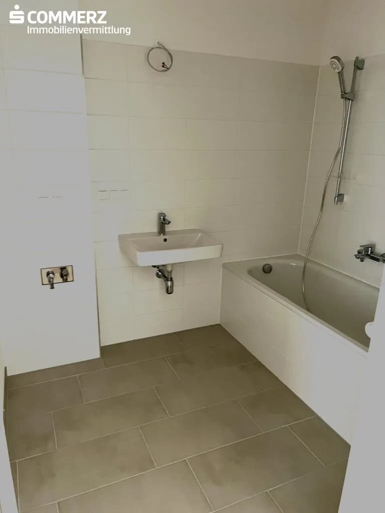 3-Zimmer-Wohnung mieten in Wiener Neustadt – 71,38 m², € 933 – Bild 9 von 17