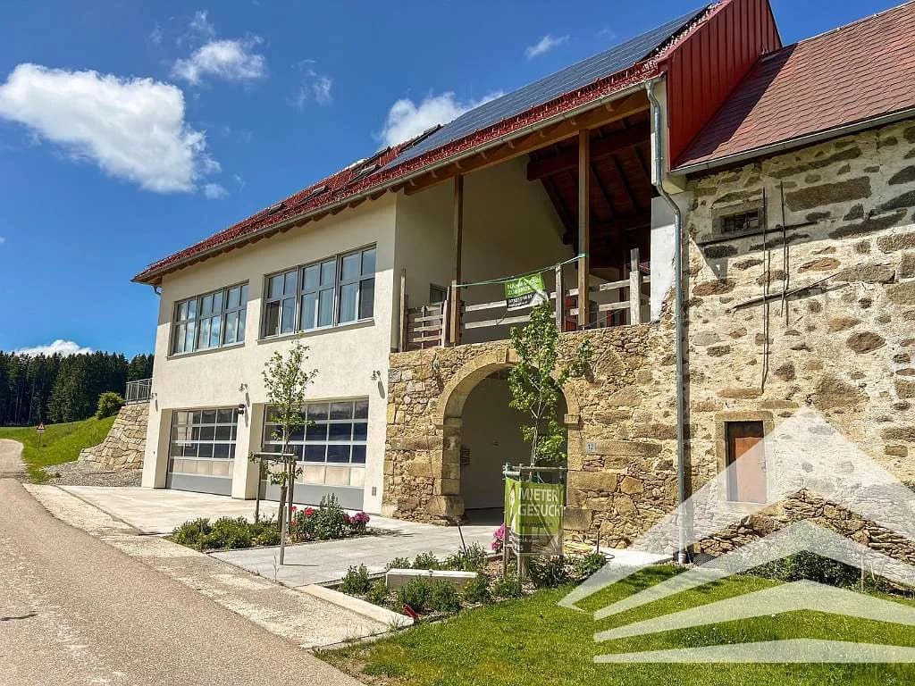 Gewerbeimmobilie mieten in Urfahr-Umgebung – 154 m², € 1.689