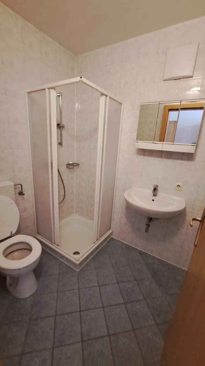 1-Zimmer-Wohnung mieten in Steyr – 20 m², € 390 – Bild 6 von 6