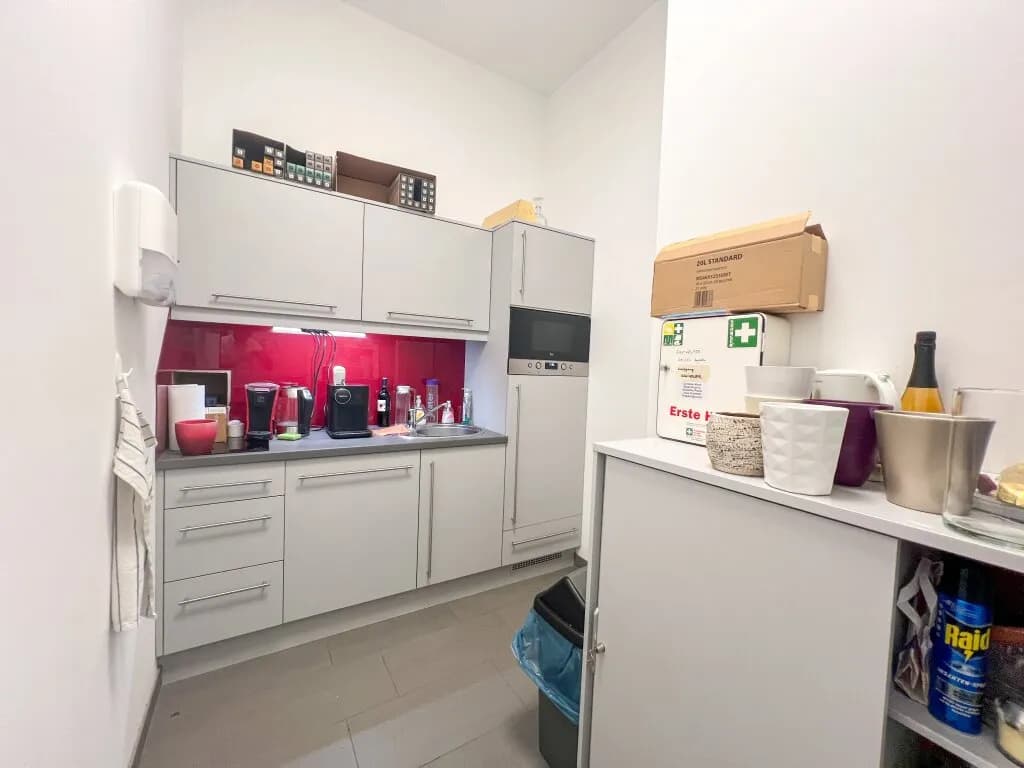 Gewerbeimmobilie mieten in Wien – 352 m², € 5.185 – Bild 7 von 14