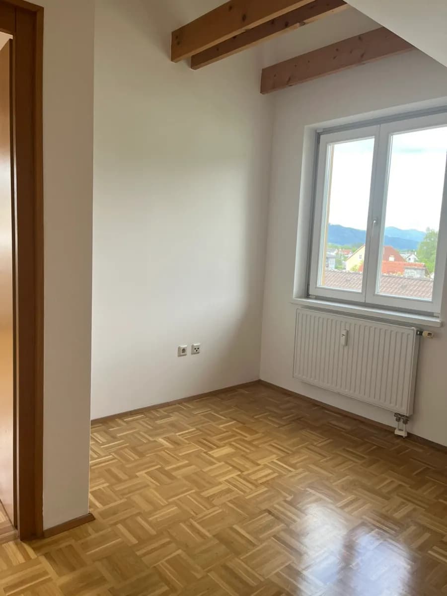 3-Zimmer-Wohnung mieten in Bruck-Mürzzuschlag – 80 m², € 650 – Bild 2 von 8