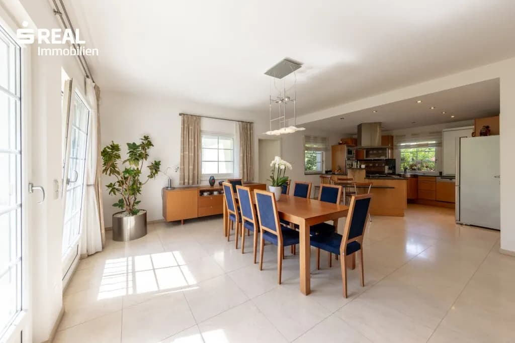 7-Zimmer-Haus kaufen in Baden – 241 m², € 2.150.000 – Bild 2 von 21