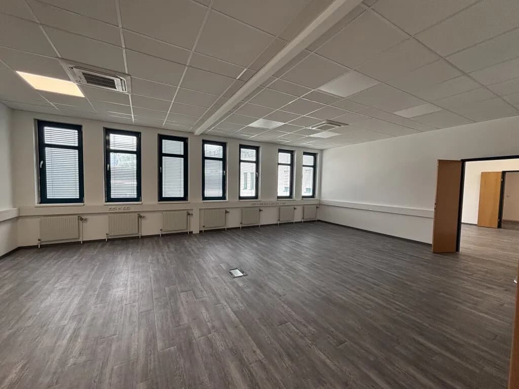 Gewerbeimmobilie mieten in Wien – 377 m², € 5.429 – Bild 5 von 18