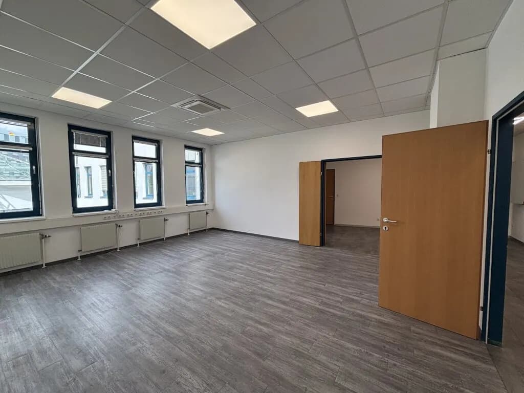 Gewerbeimmobilie mieten in Wien – 377 m², € 5.429 – Bild 9 von 18
