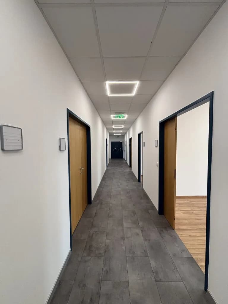 Gewerbeimmobilie mieten in Wien – 377 m², € 5.429 – Bild 10 von 18