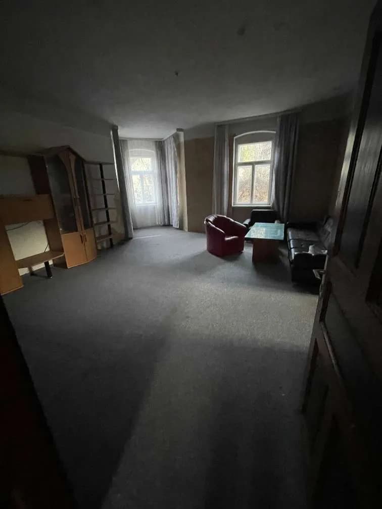 8-Zimmer-Immobilie kaufen in Lilienfeld – 240 m², € 190.000 – Bild 2 von 30