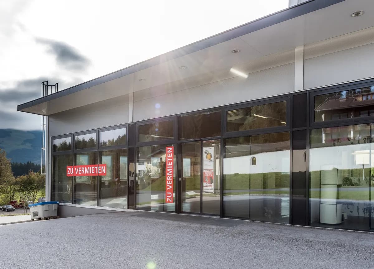 4-Zimmer-Gewerbeimmobilie mieten in Zell am See – 486 m², € 4.371