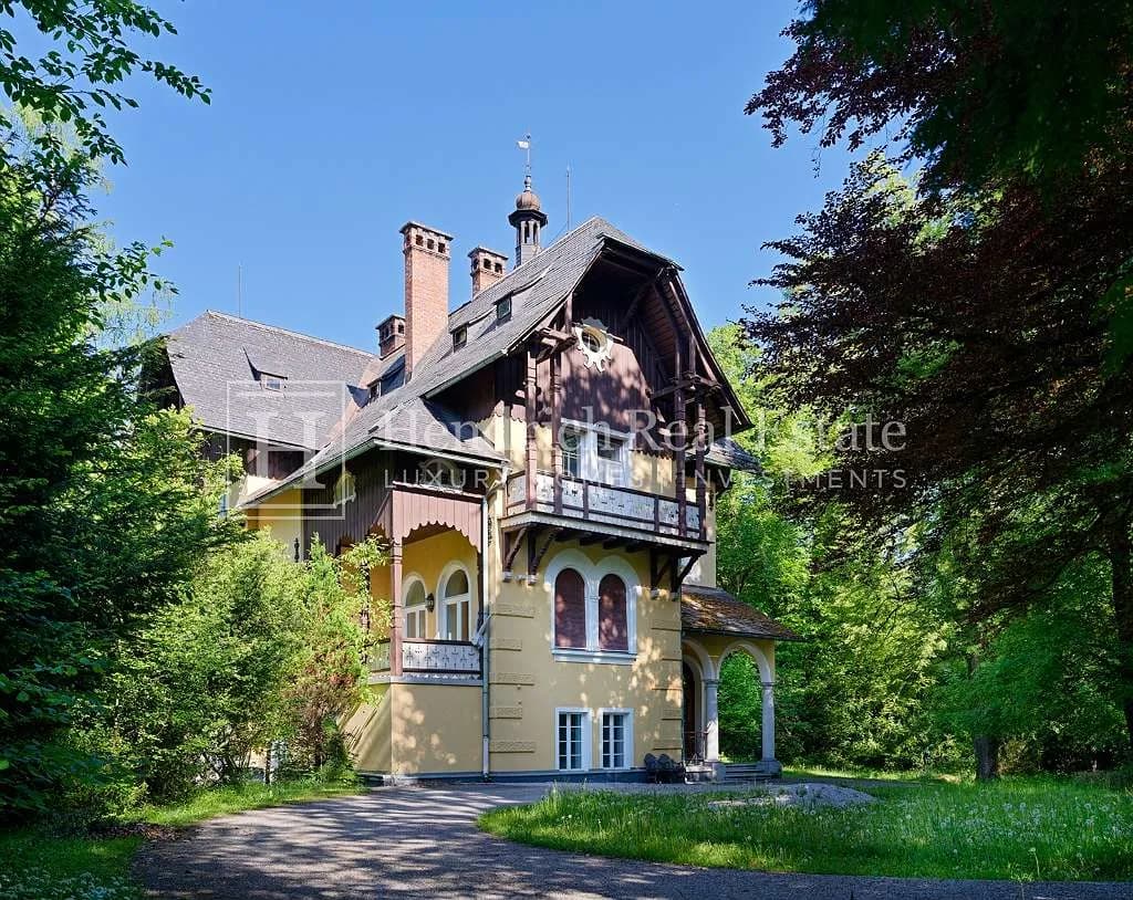 12-Zimmer-Immobilie kaufen in Gmunden – 484 m², € 4.490.000 – Bild 3 von 20
