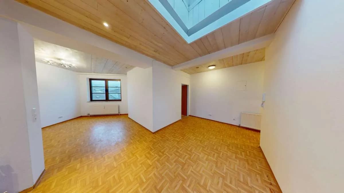3-Zimmer-Gewerbeimmobilie kaufen in Schwaz – 79 m², € 190.000 – Bild 2 von 8