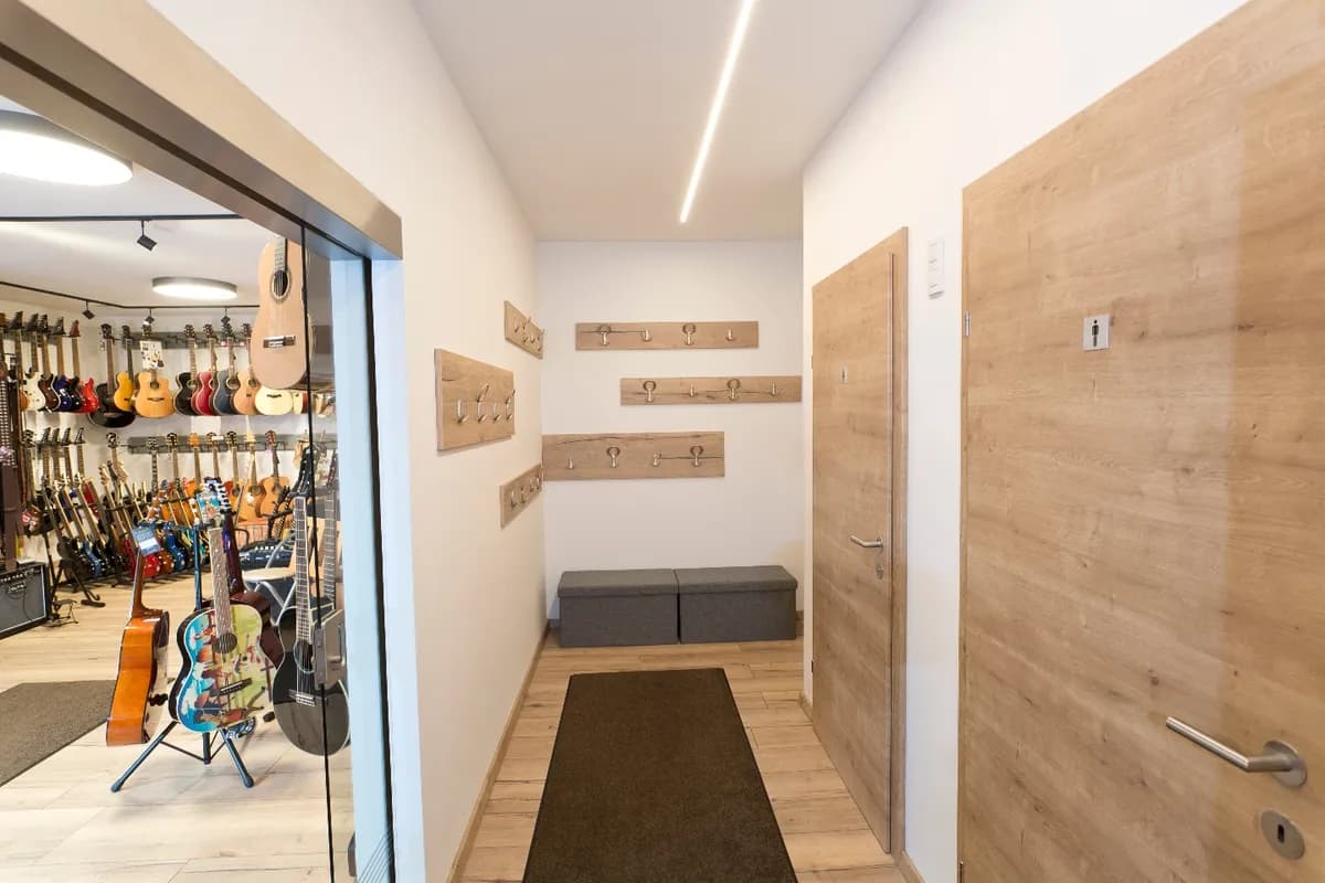 Gewerbeimmobilie mieten in Ried im Innkreis – 150 m², € 2.000 – Bild 5 von 7