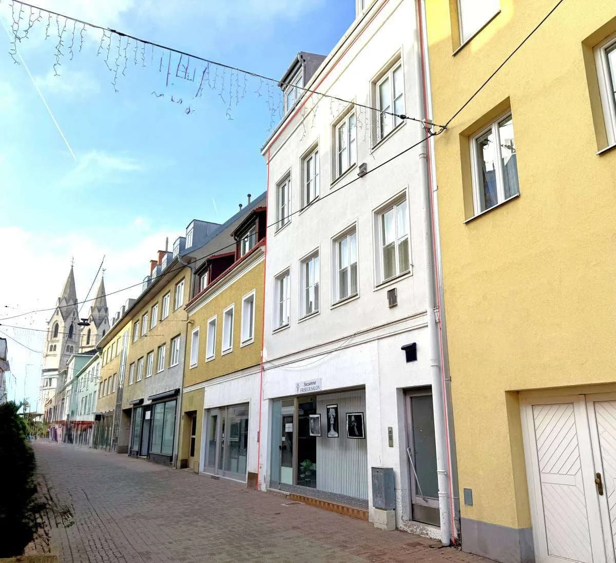 Gewerbeimmobilie kaufen in Wiener Neustadt – 385 m², € 795.000