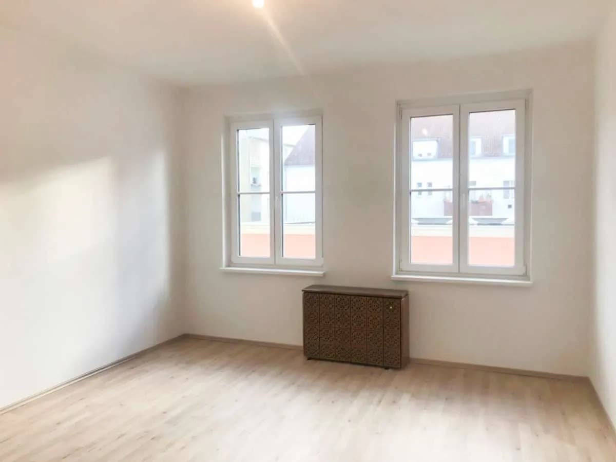 Gewerbeimmobilie kaufen in Wiener Neustadt – 385 m², € 795.000 – Bild 3 von 12