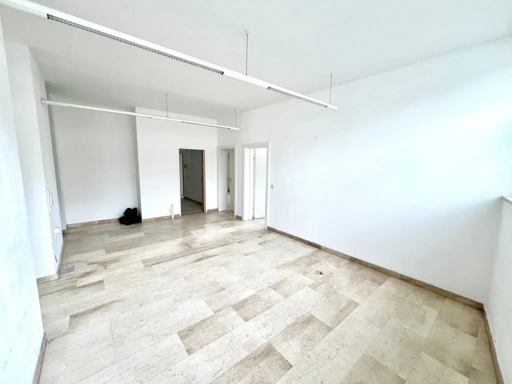 Haus kaufen in Mistelbach – 285,19 m², € 980.000 – Bild 32 von 50