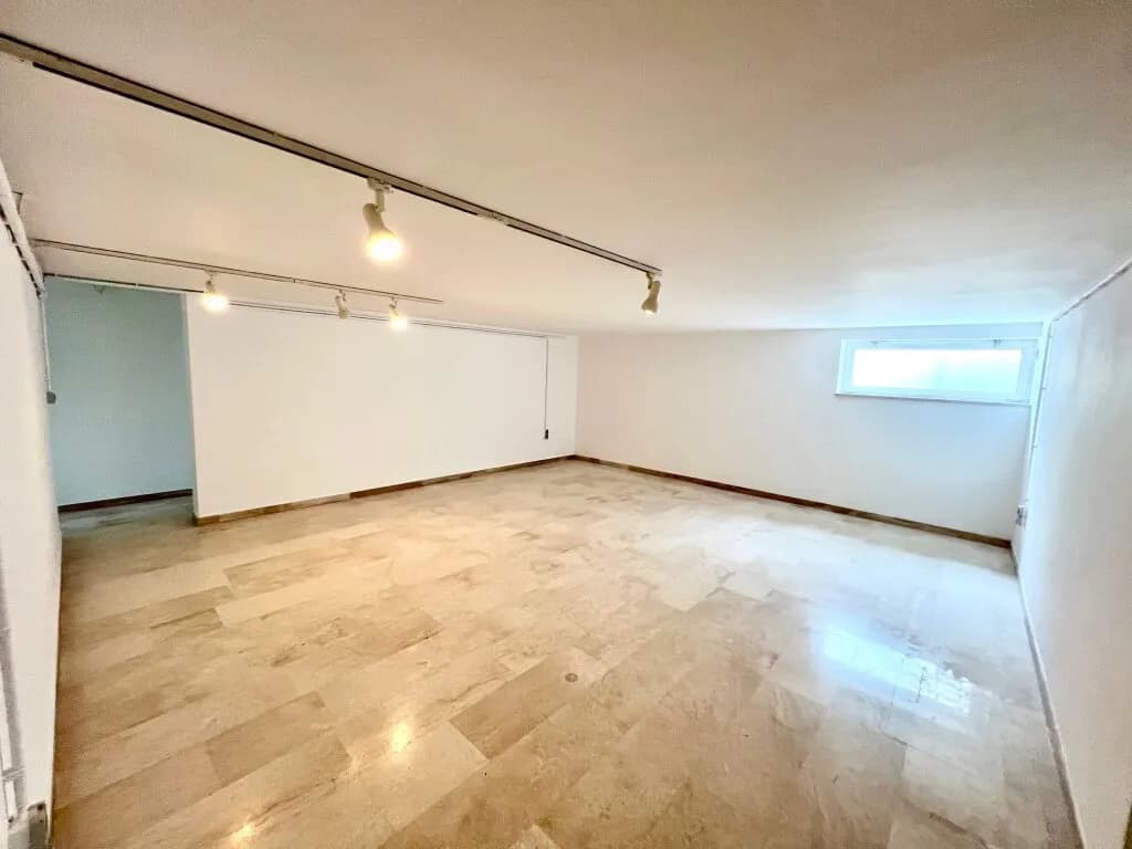 Haus kaufen in Mistelbach – 285,19 m², € 980.000 – Bild 37 von 50