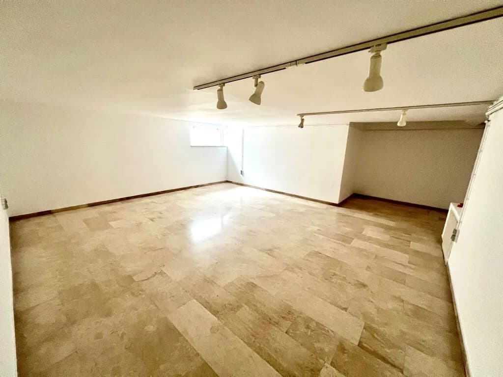 Haus kaufen in Mistelbach – 285,19 m², € 980.000 – Bild 40 von 50