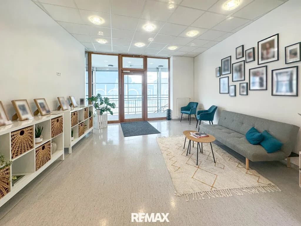1-Zimmer-Gewerbeimmobilie mieten in Gmunden – 19 m², € 432 – Bild 2 von 5