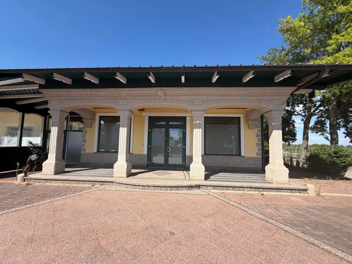 Gewerbeimmobilie mieten in Baden – 559 m², € 7.600 – Bild 3 von 32