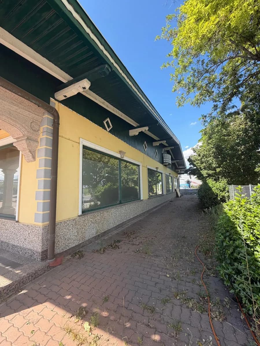 Gewerbeimmobilie mieten in Baden – 559 m², € 7.600 – Bild 12 von 32