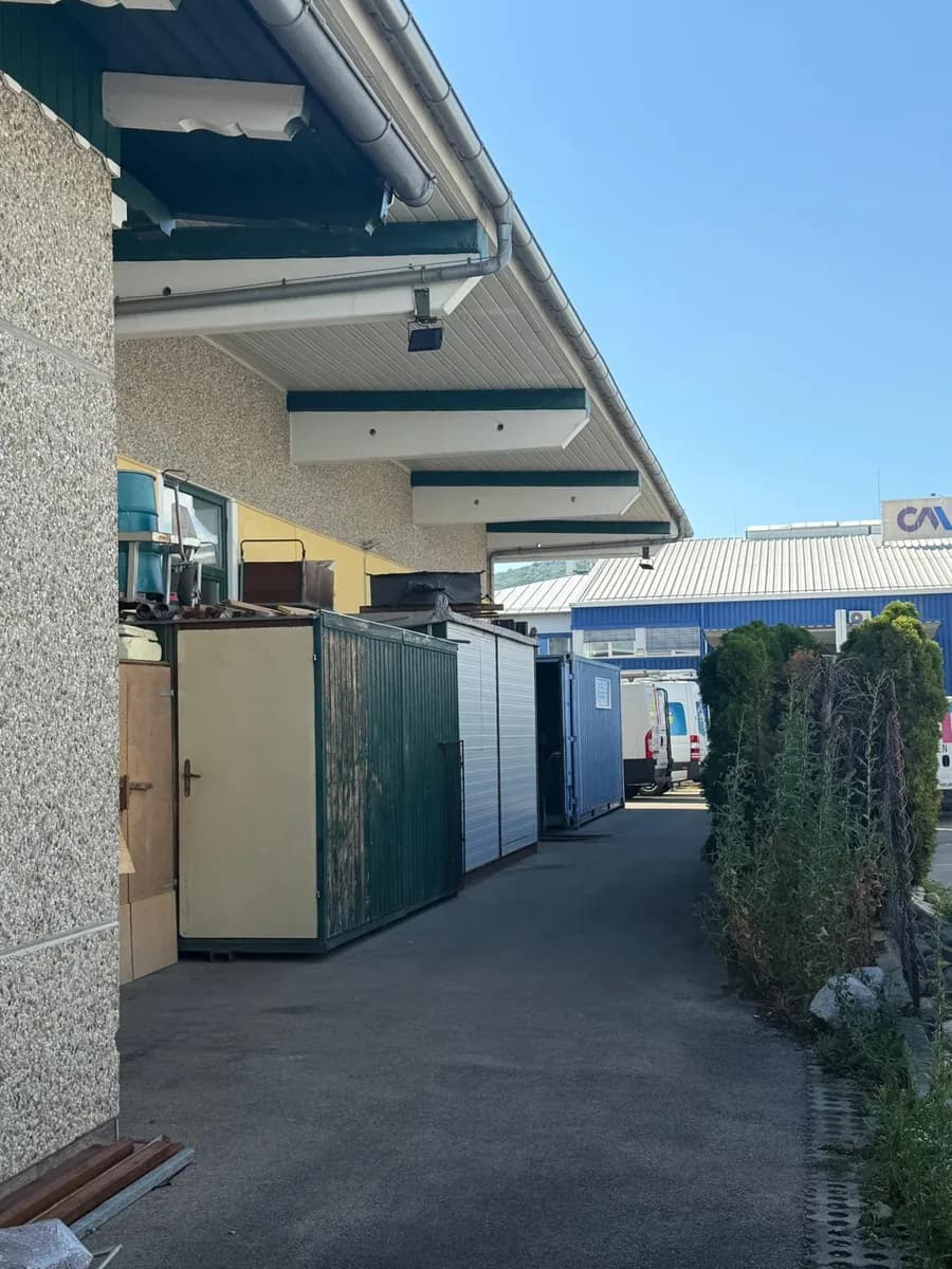 Gewerbeimmobilie mieten in Baden – 559 m², € 7.600 – Bild 13 von 32